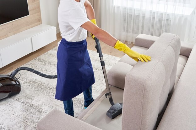 Sofa deep cleaning